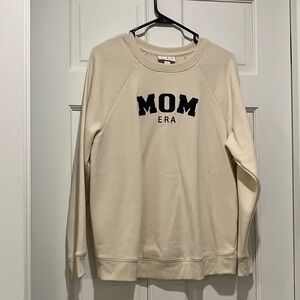 Ingrid & Isabel MOM ERA Cream Graphic Sweatshirt Maternity / Postpartum